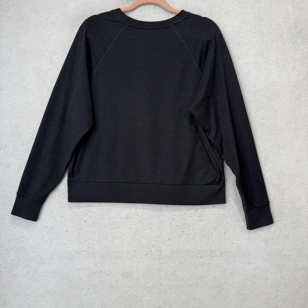 Vuori Sweatshirt Womens Large blue Jersey Crewneck Pullover Athletic Logo - Picture 5 of 7
